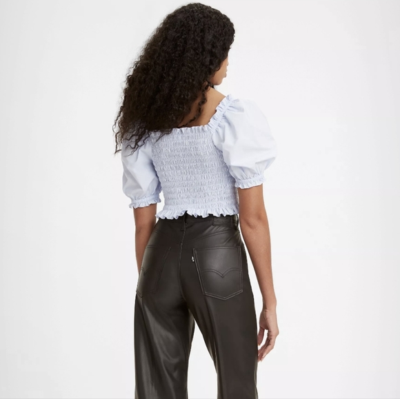 LEVI'S - NWT Rey Smocked Short Sleeve Blouse - Picture 2 of 10